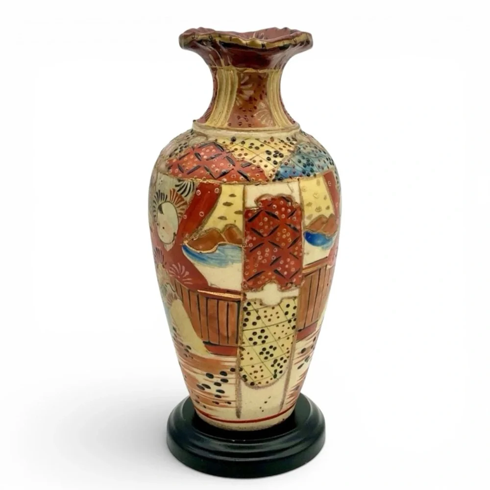 Antique Kyoto Satsuma Japanese Vase Earthenware Ruffle Top Moriage Figural
